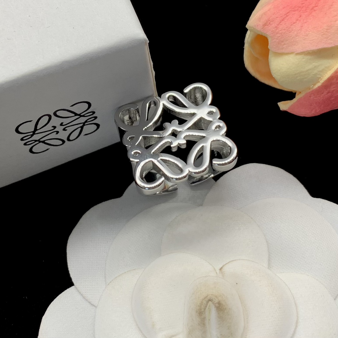 High   Quality  Fashion   Ring  07120383