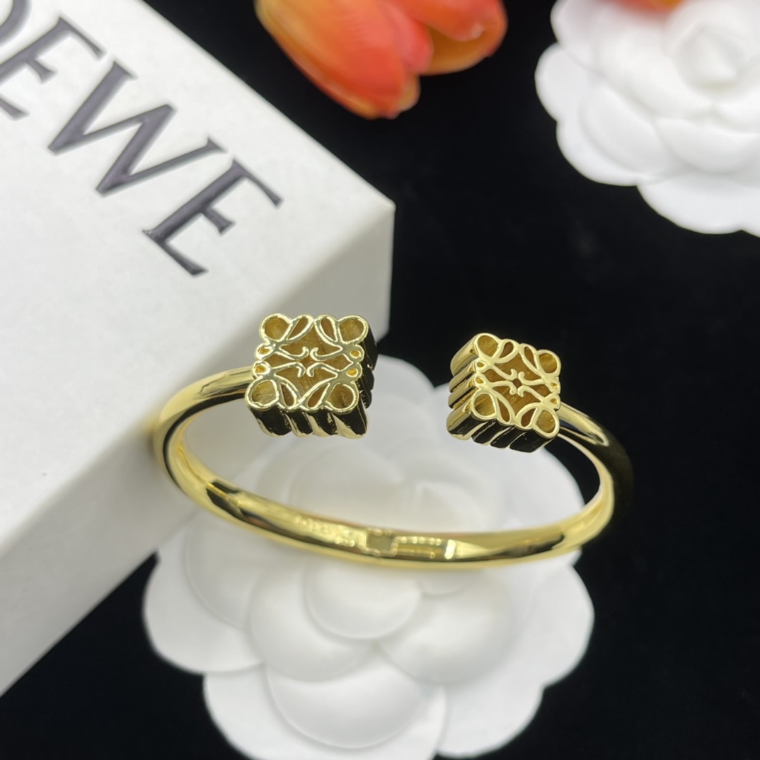 High   Quality  Fashion   Bracelet  07121484