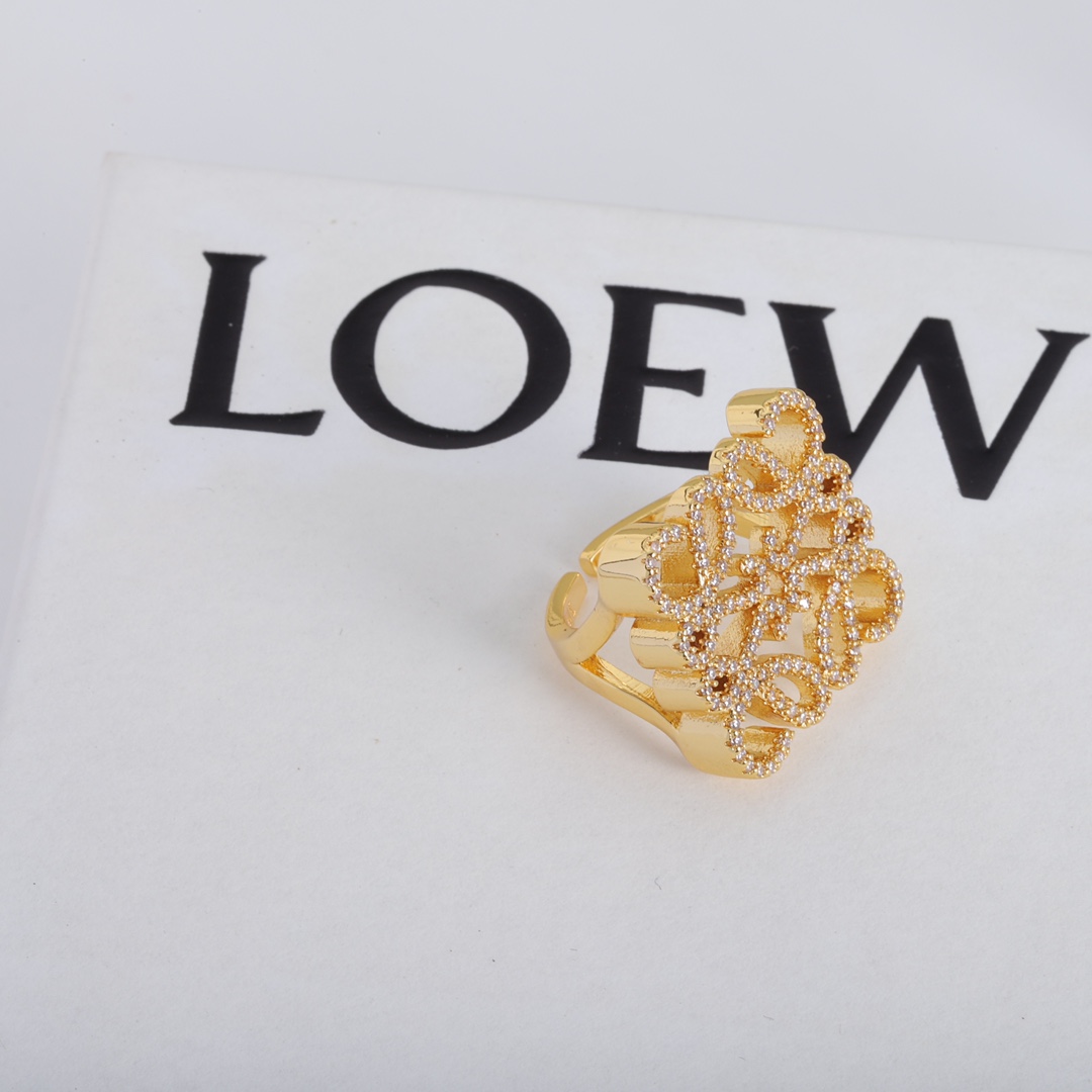 High   Quality  Fashion   Ring  07119543