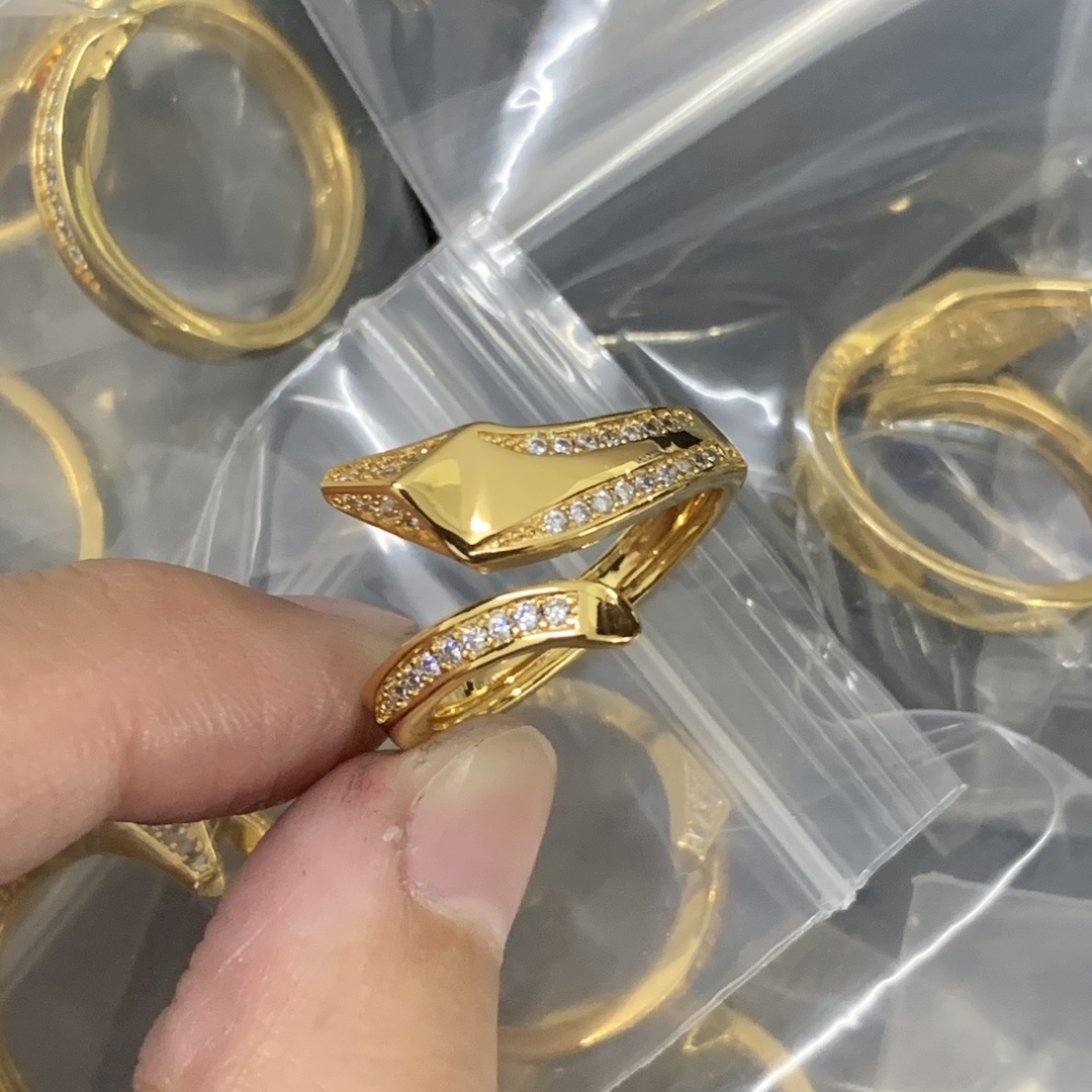 High   Quality  Fashion   Ring   07137334