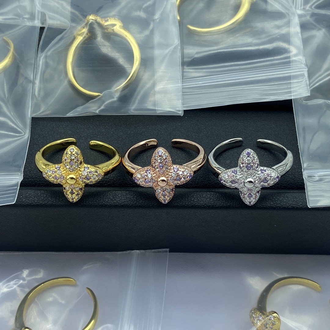 High   Quality  Fashion   Ring  07137363