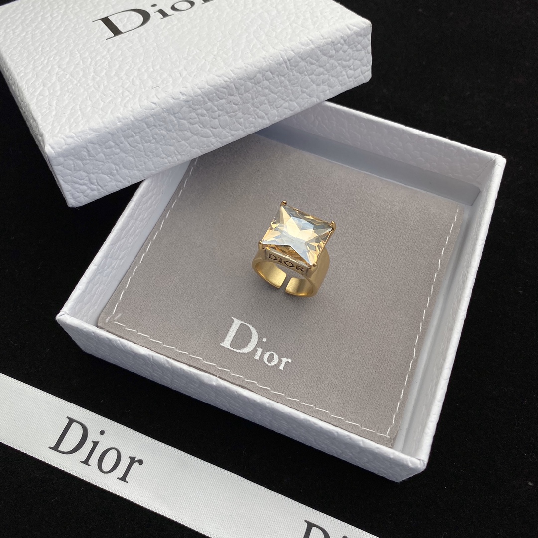 High   Quality  Fashion   Ring  09156149