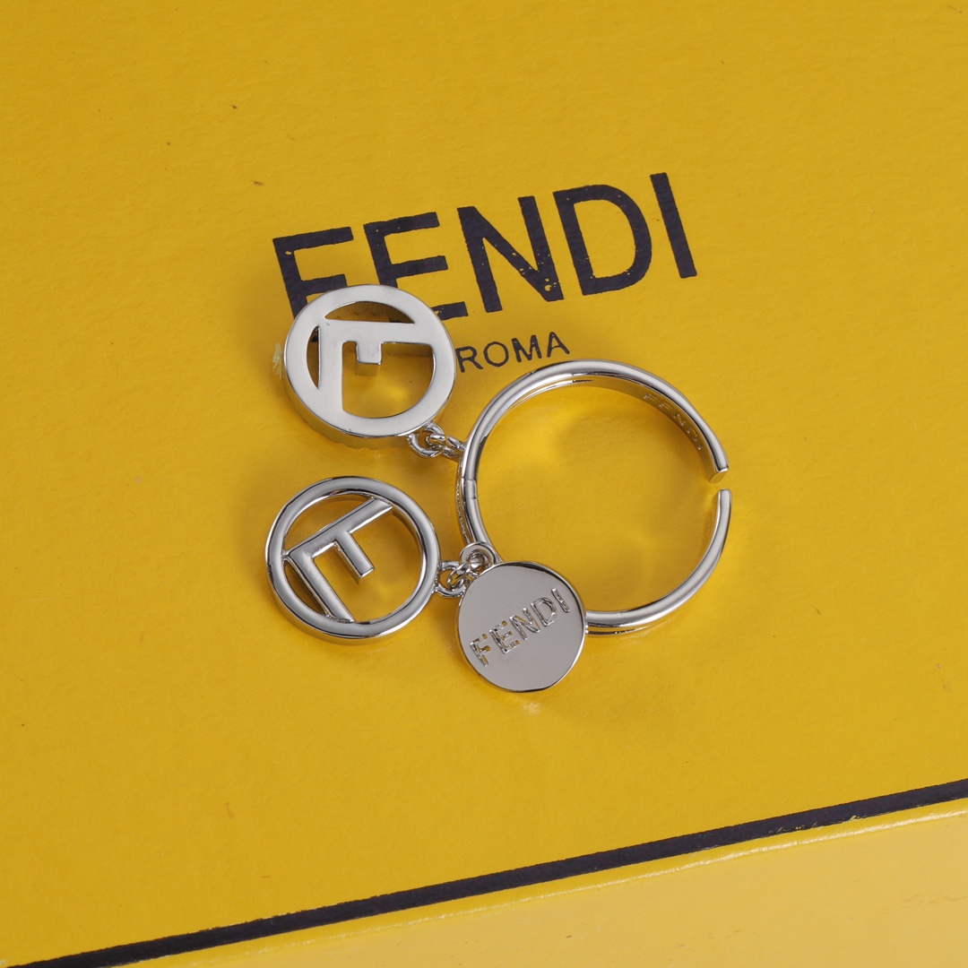 High   Quality  Fashion    Ring    07137462