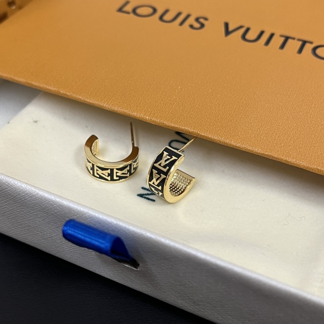 High   Quality   Fashion    Earring   01977