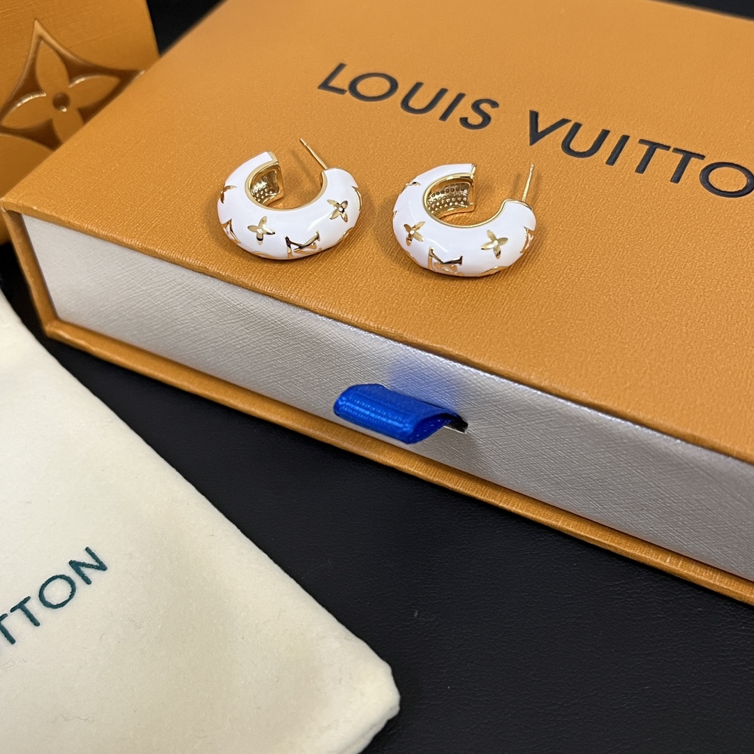High   Quality   Fashion    Earring   01978