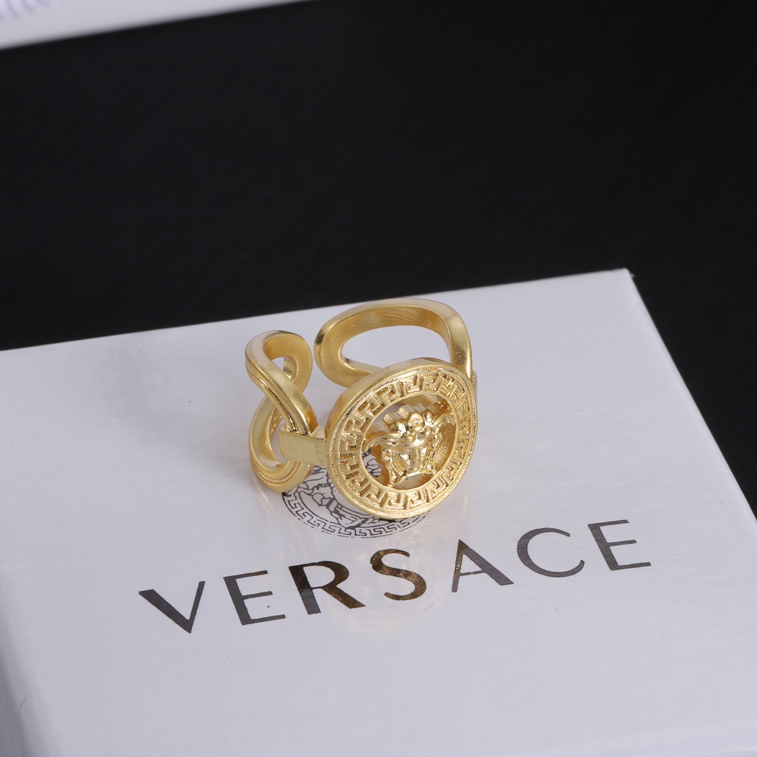 High   Quality  Fashion   Ring   07137497
