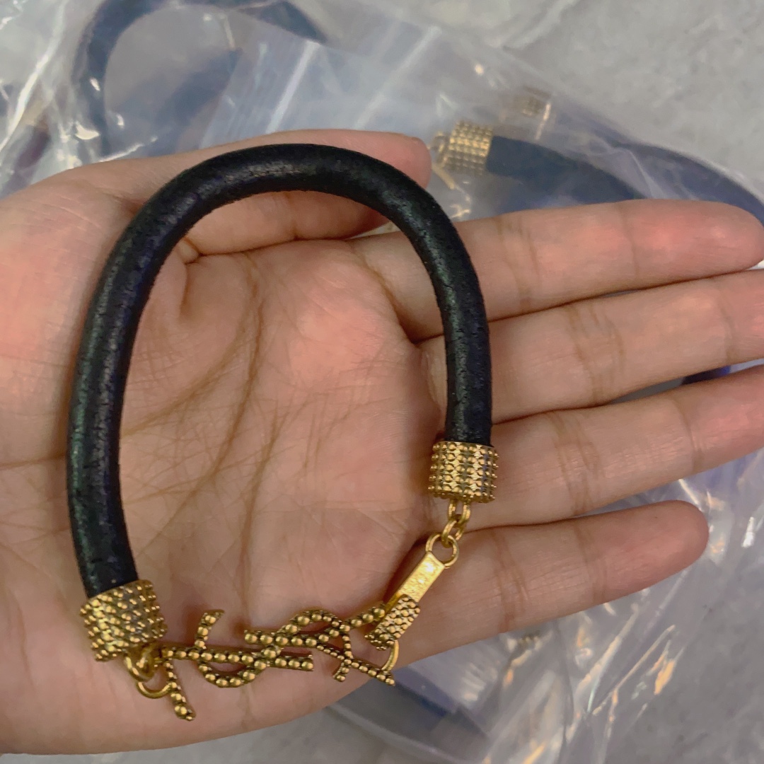 High   Quality  Fashion   Bracelet  07137480