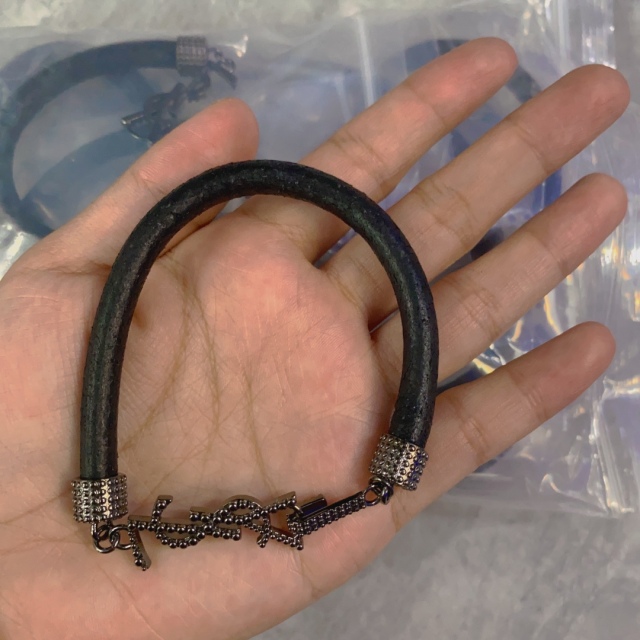 High   Quality  Fashion   Bracelet  07137480