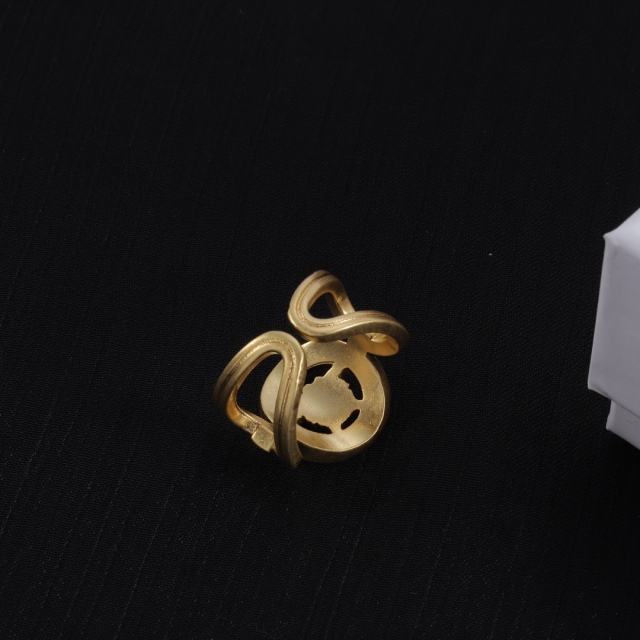 High   Quality  Fashion   Ring   07137497