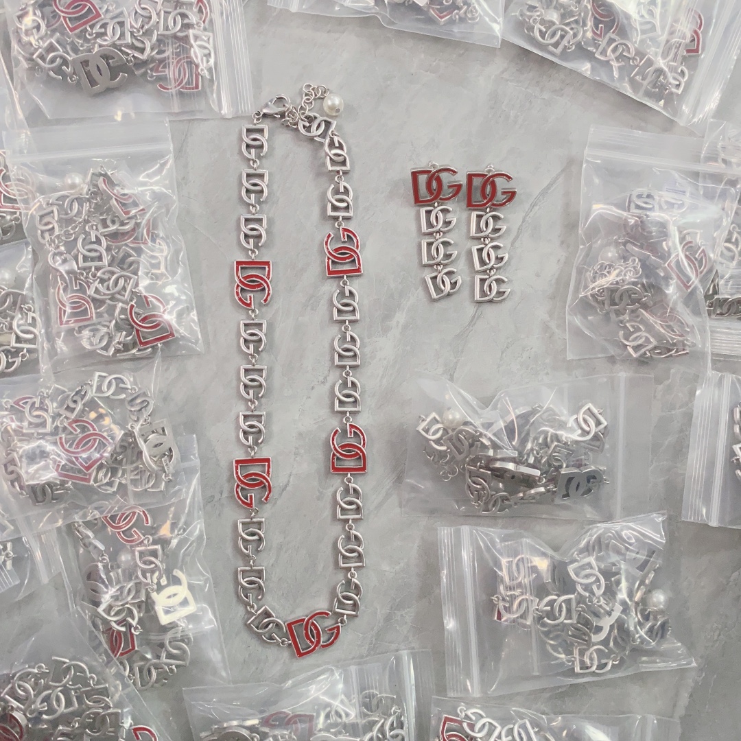 High   Quality  Fashion   Jewelry  Set  07137556