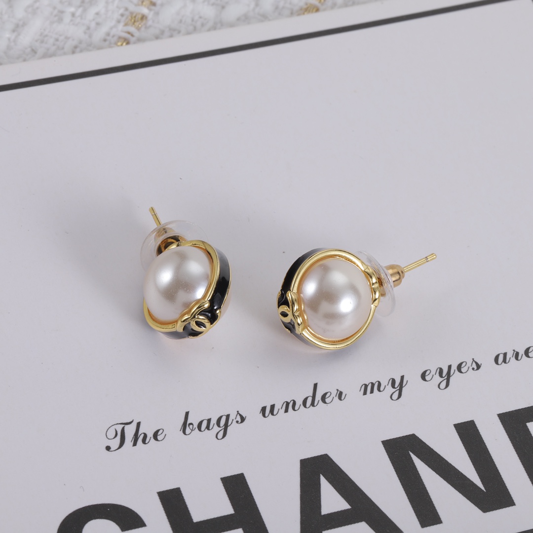High   Quality  Fashion   Earring   07137577