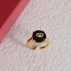 High   Quality  Fashion    Ring   07137688