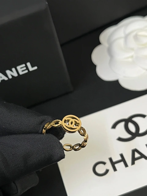 High   Quality   Fashion    Ring   01104