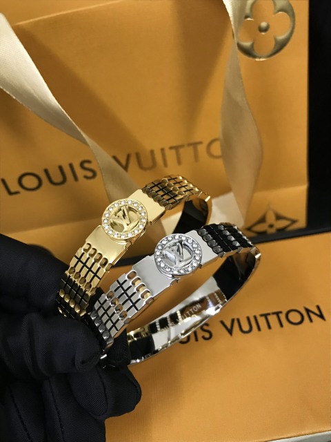 High   Quality   Fashion    Bracelet   01381