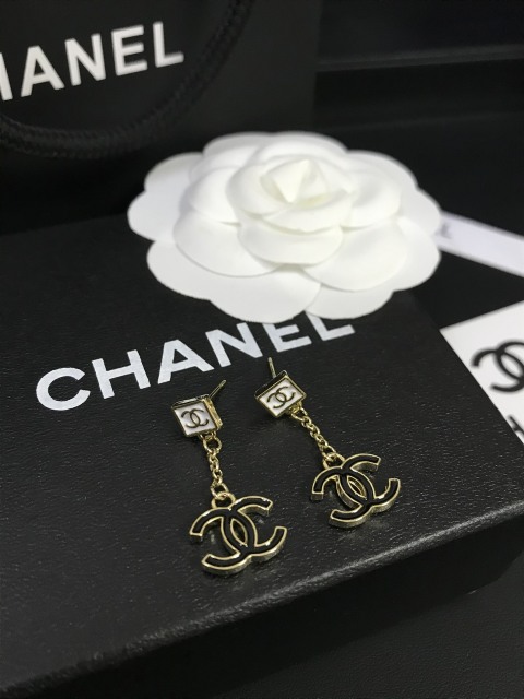 High   Quality   Fashion    Earring   01987