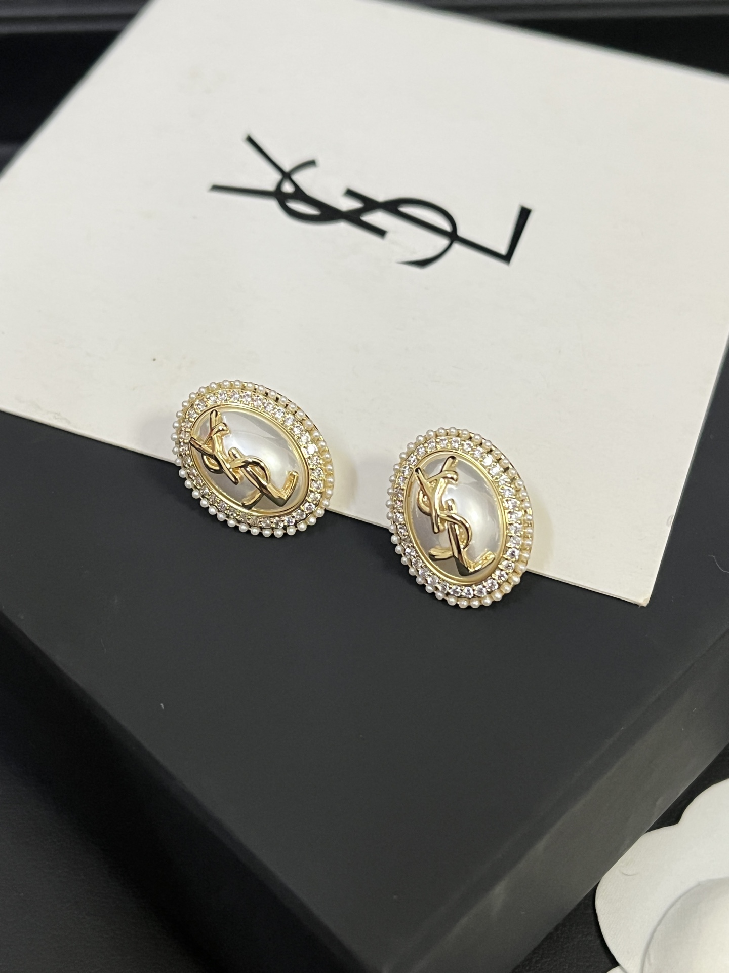 High   Quality   Fashion    Earring   01985