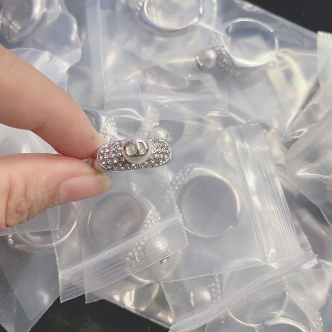 High   Quality  Fashion     Ring  07137857