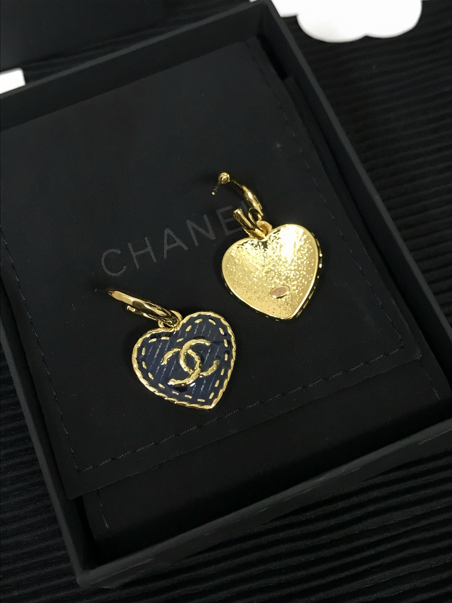 High   Quality   Fashion    Earring   01991