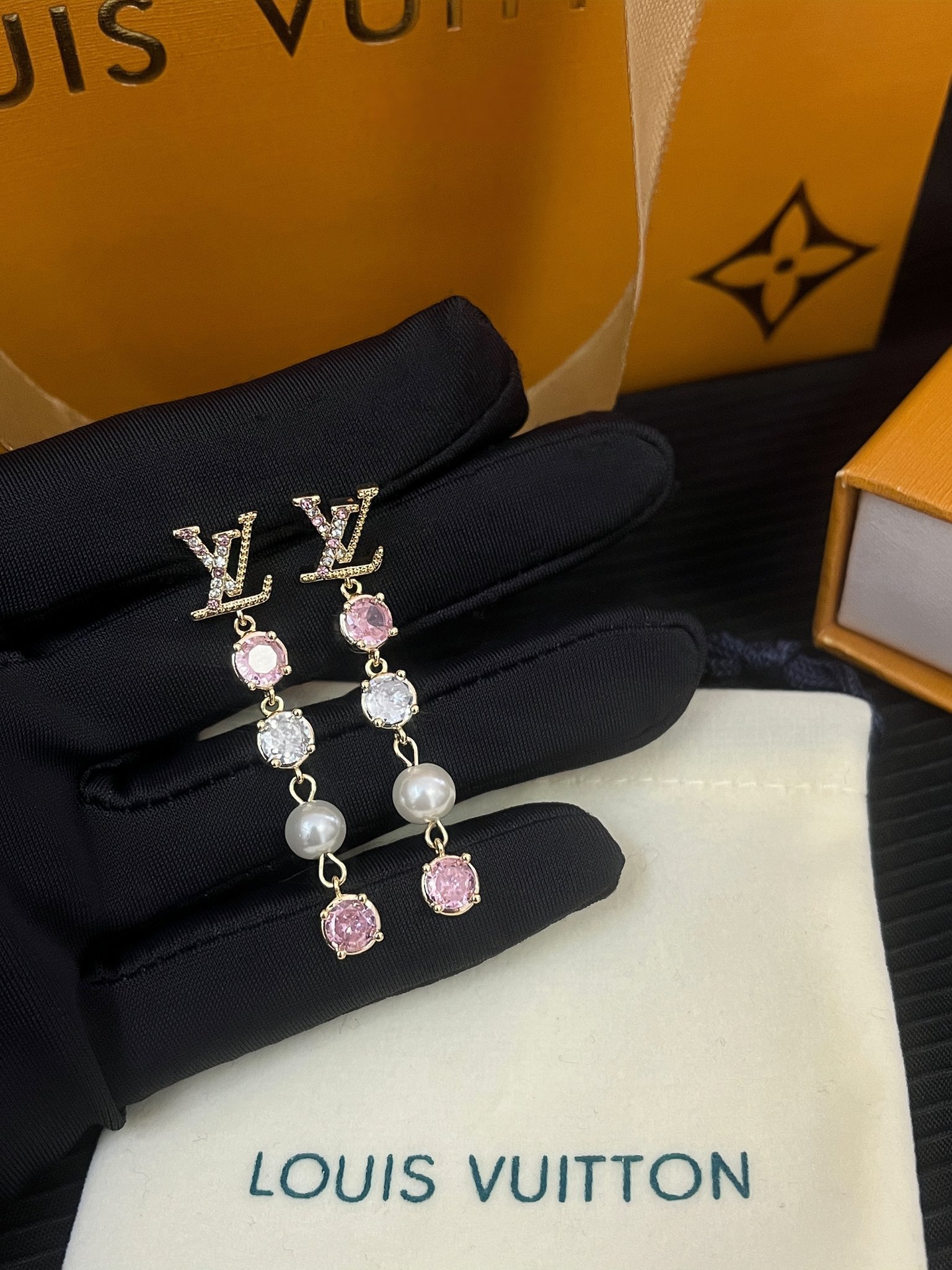 High   Quality   Fashion    Earring   01993