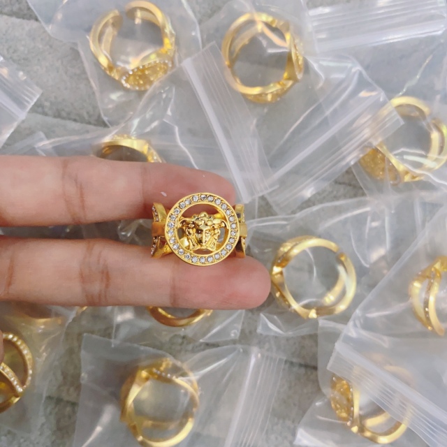 High   Quality  Fashion    Ring   07137959