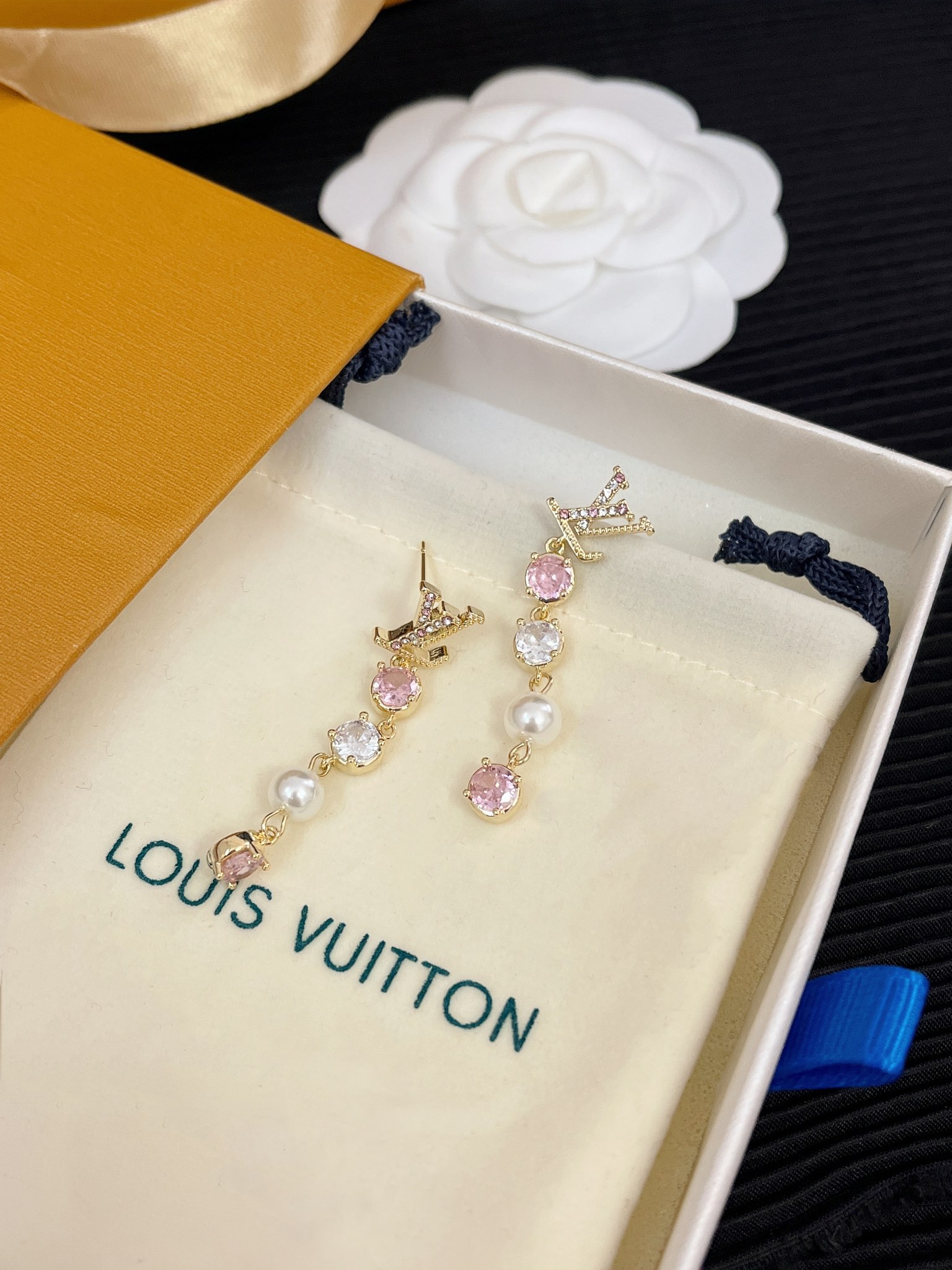 High   Quality   Fashion    Earring   01993