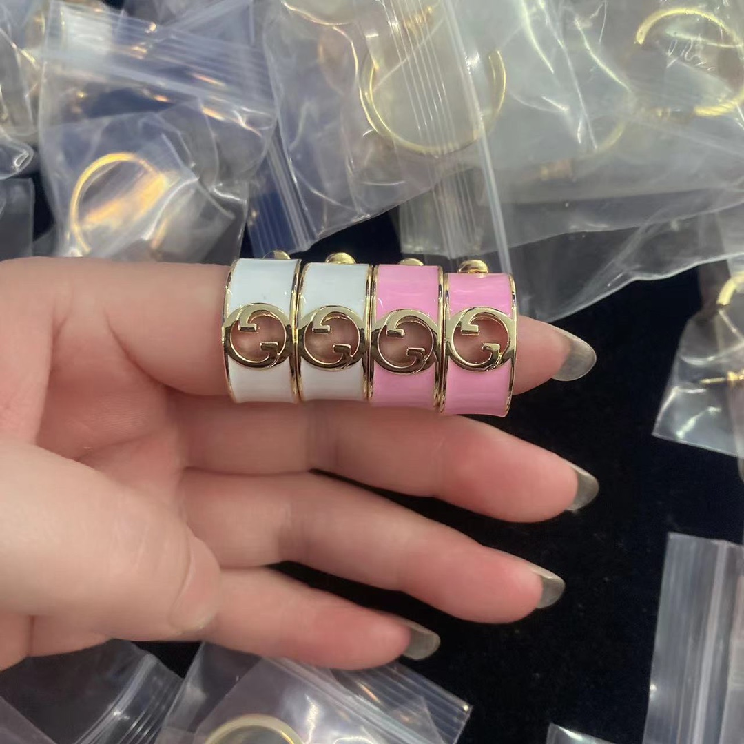 High   Quality  Fashion    Ring     07138017