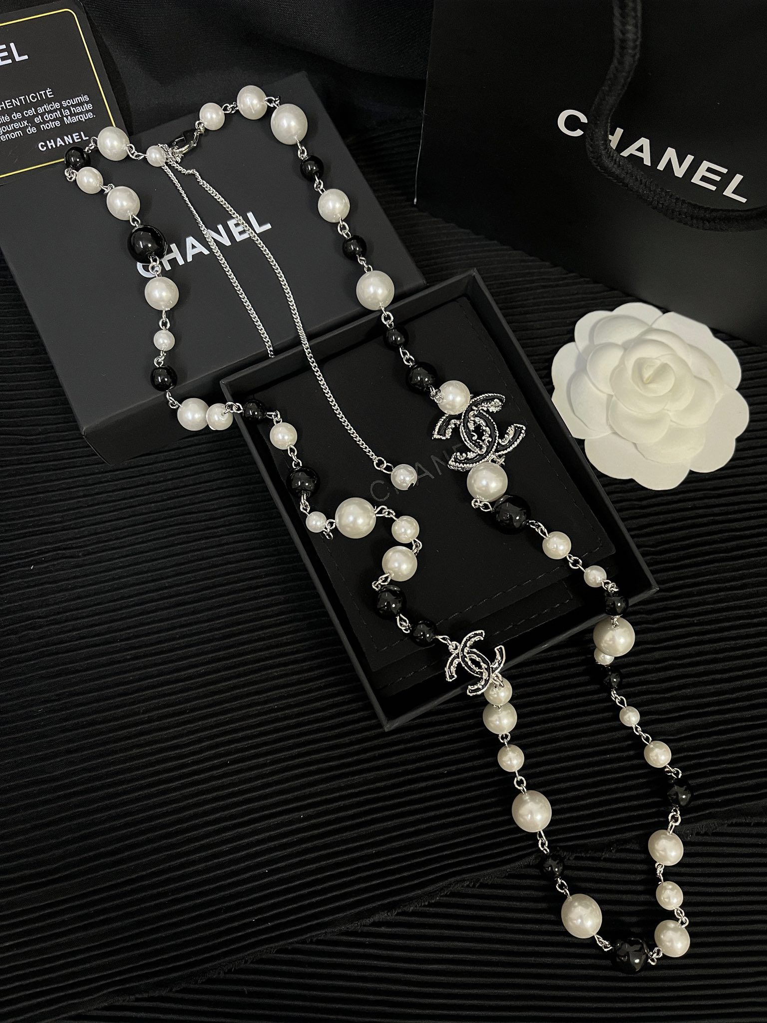 High   Quality   Fashion    Necklace  01604