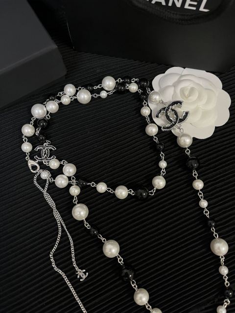 High   Quality   Fashion    Necklace  01604