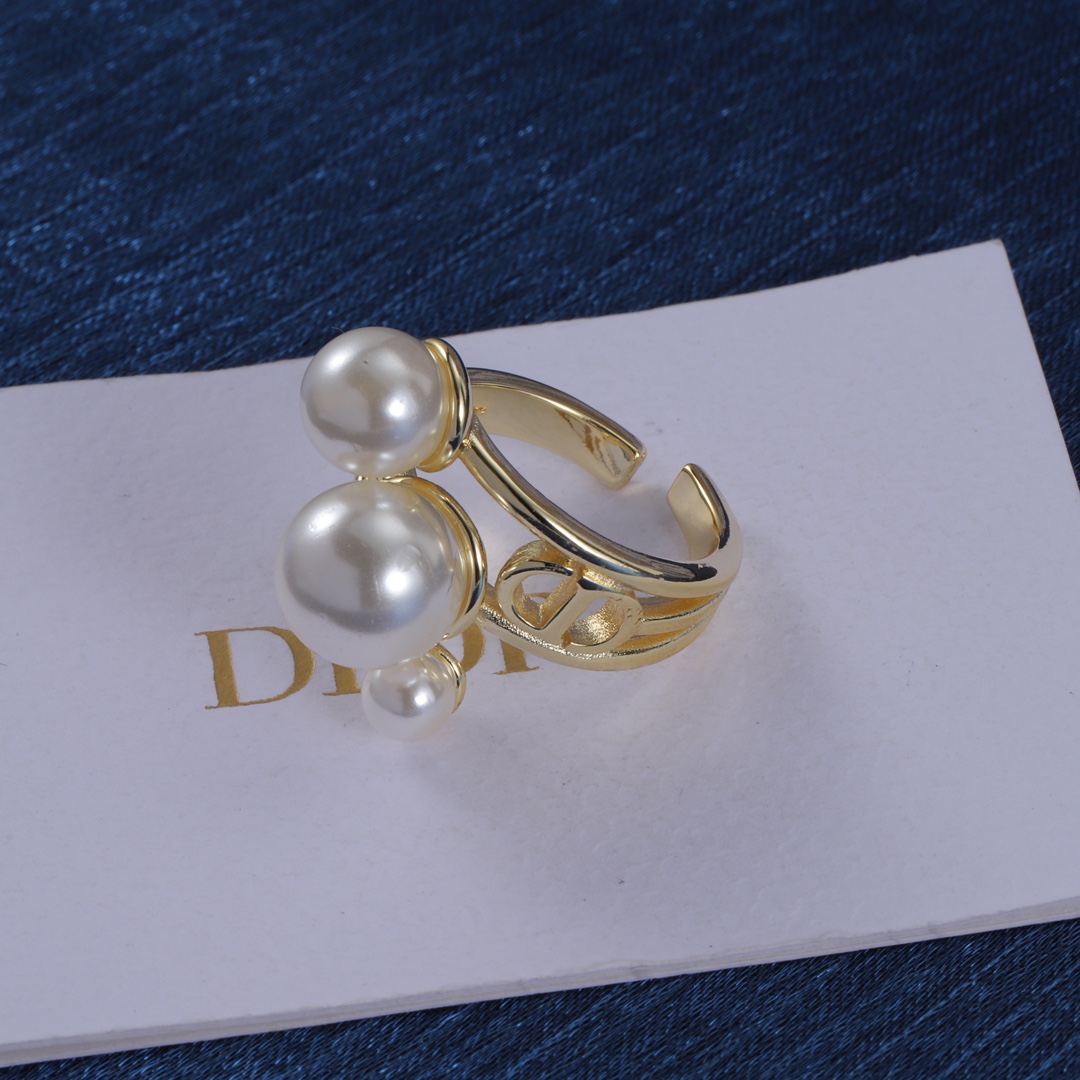 High   Quality  Fashion    Ring   07138160