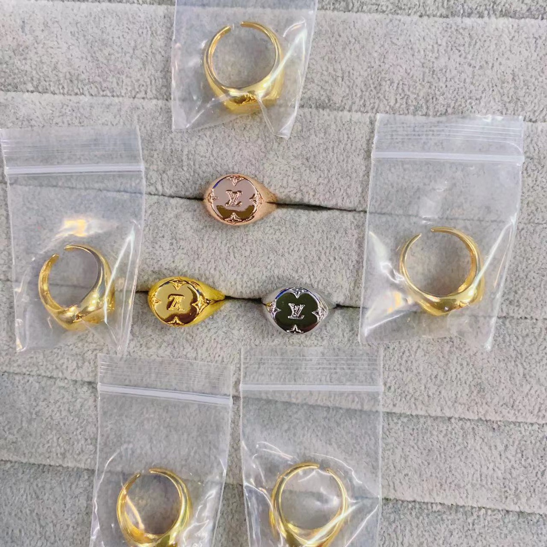 High   Quality  Fashion    Ring     07138125