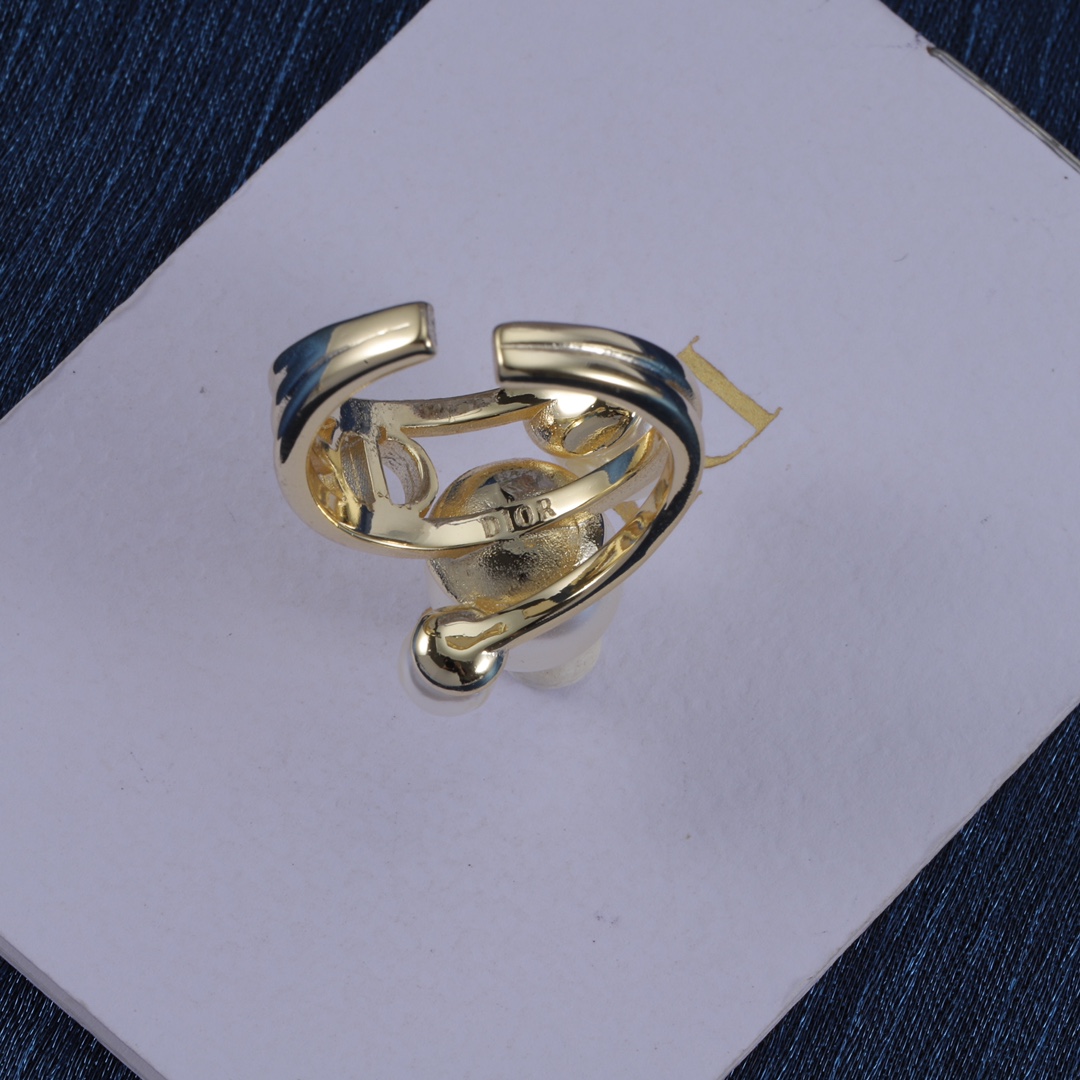 High   Quality  Fashion    Ring   07138160