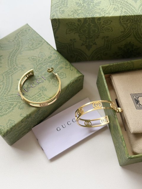High   Quality   Fashion    Earring  01996