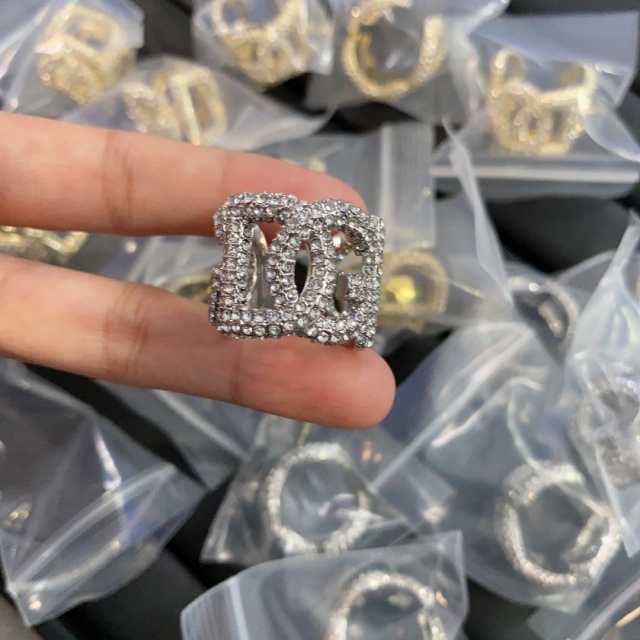 High   Quality  Fashion    Ring  07138293