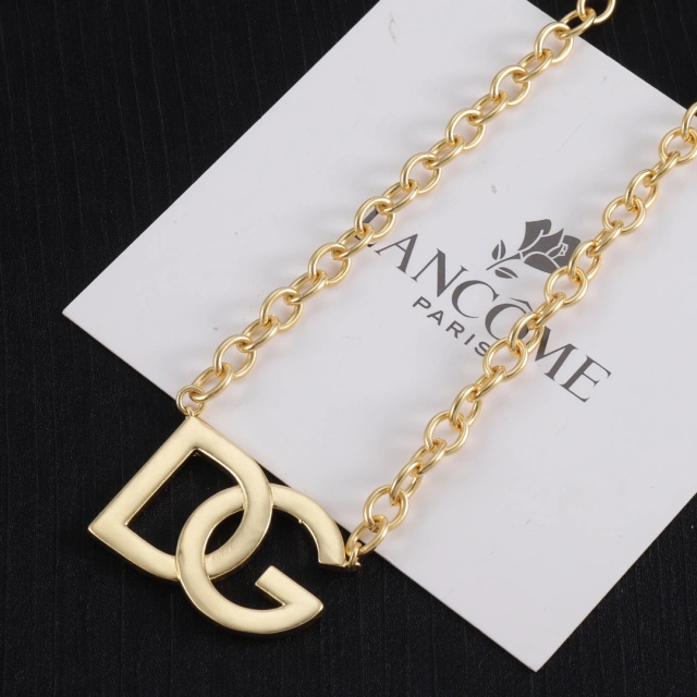 High Quality Fashion Necklace 07138371