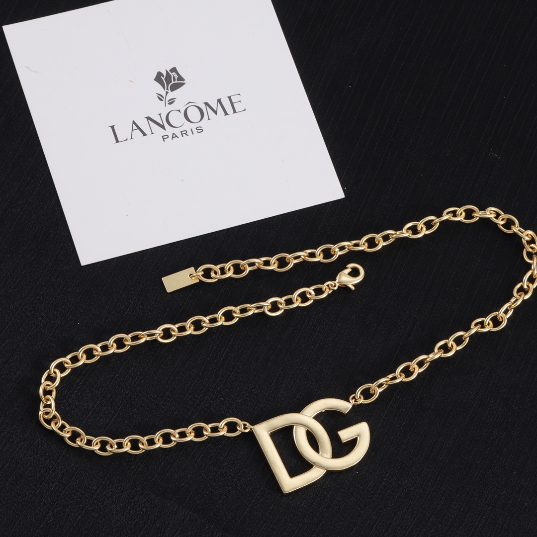 High Quality Fashion Necklace 07138371