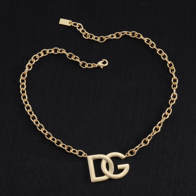High Quality Fashion Necklace 07138371