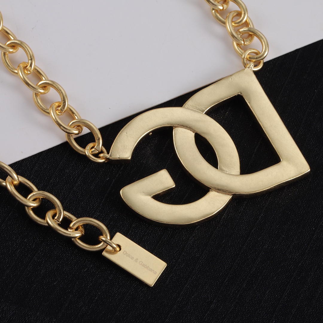 High Quality Fashion Necklace 07138371
