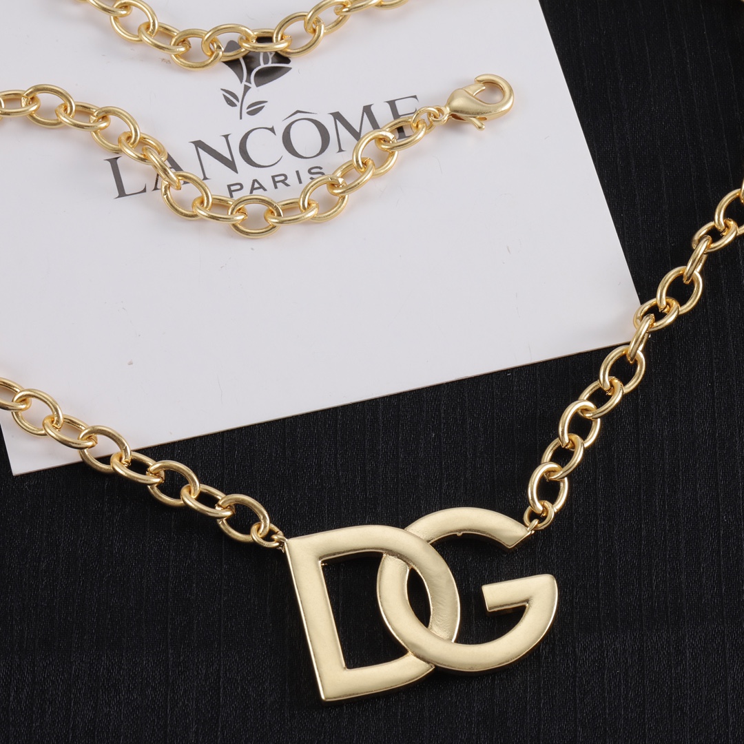 High Quality Fashion Necklace 07138371