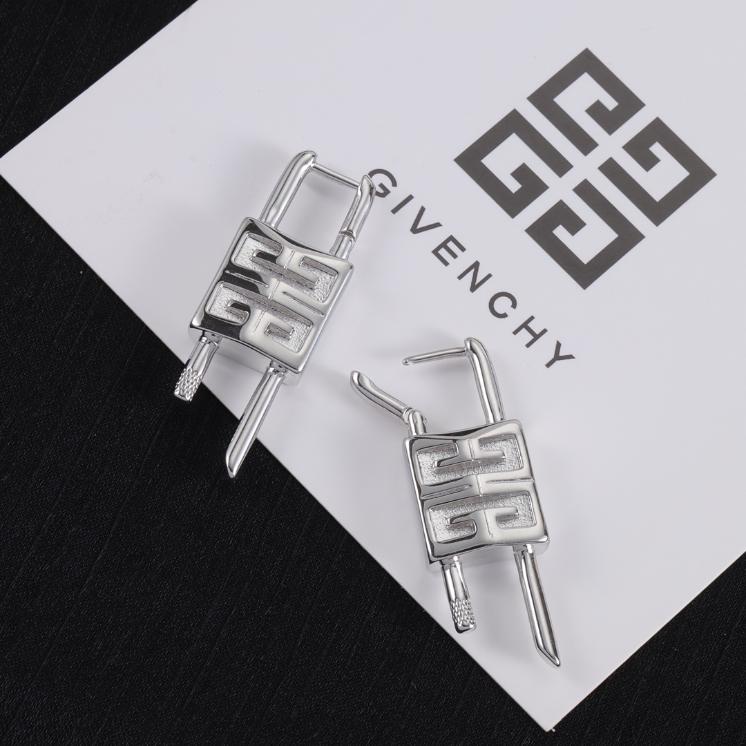 High Quality Fashion Earrings 07138374