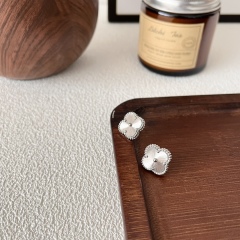 High   Quality   Fashion    Earring   01895