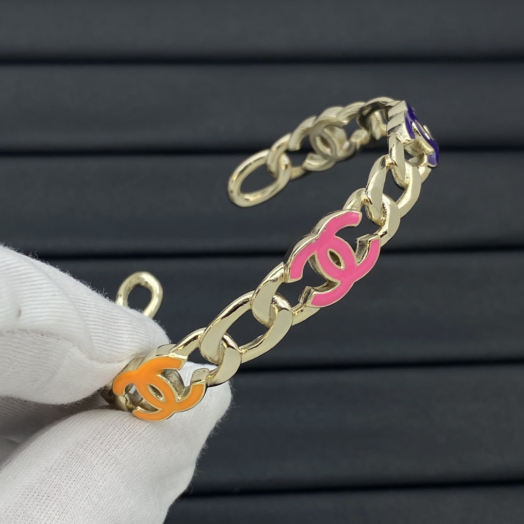 High Quality Fashion    Bracelet  07138400