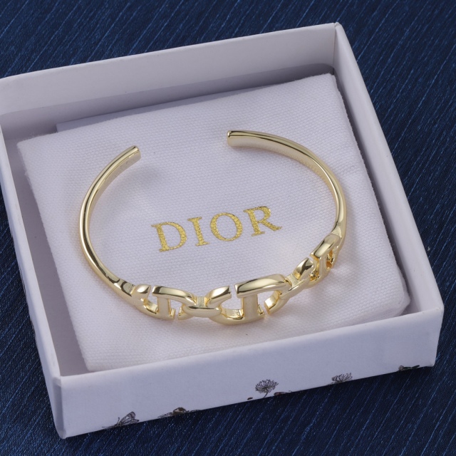 High Quality Fashion Bracele  08178028