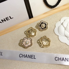 High   Quality   Fashion    Earring    01651