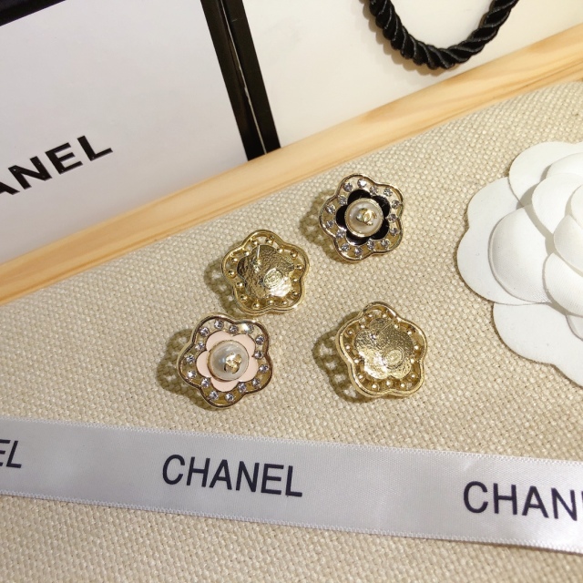 High   Quality   Fashion    Earring    01651