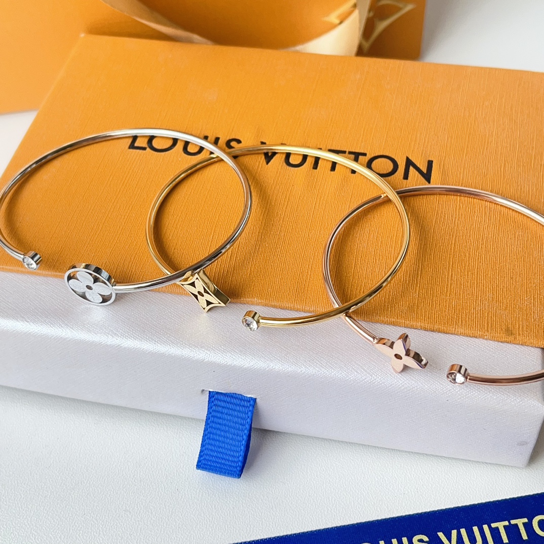 High   Quality   Fashion    Bracelet  (jewelry  set ) 01406