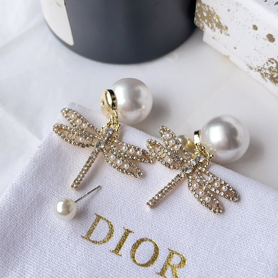 High   Quality   Fashion    Earring    011015