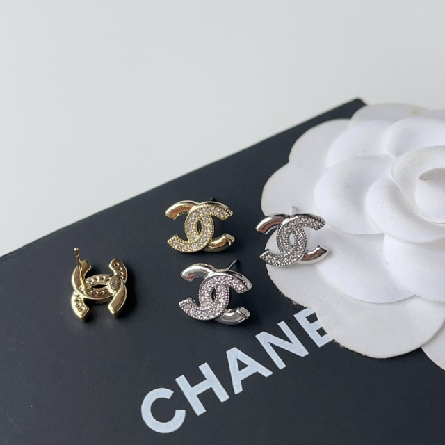 High   Quality   Fashion    Earring    011014