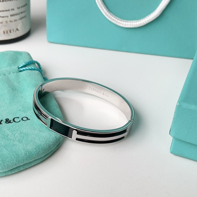 High   Quality   Fashion    Bracelet  01410