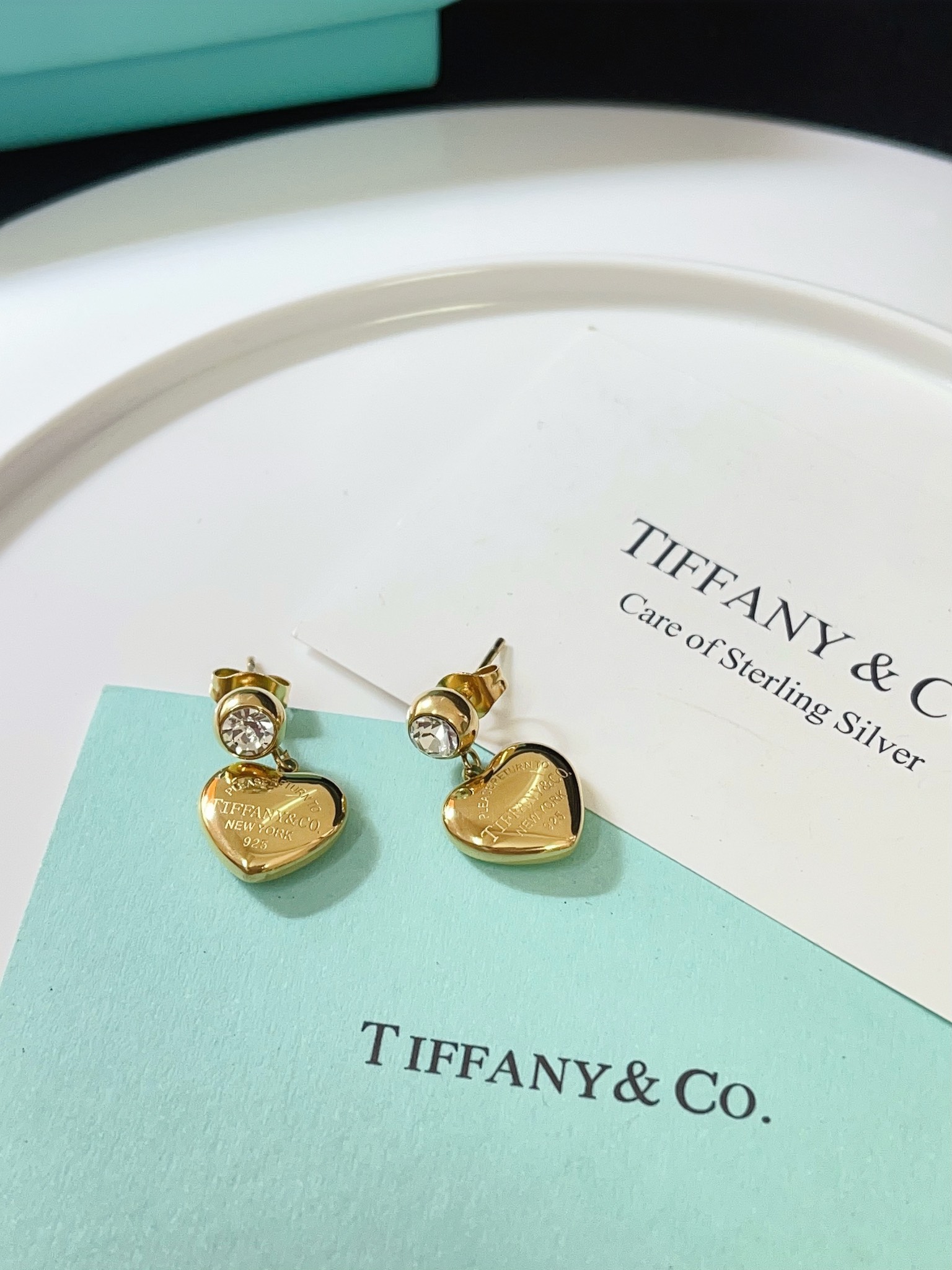 High   Quality   Fashion    Earring    011005