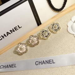 High   Quality   Fashion    Earring    01651